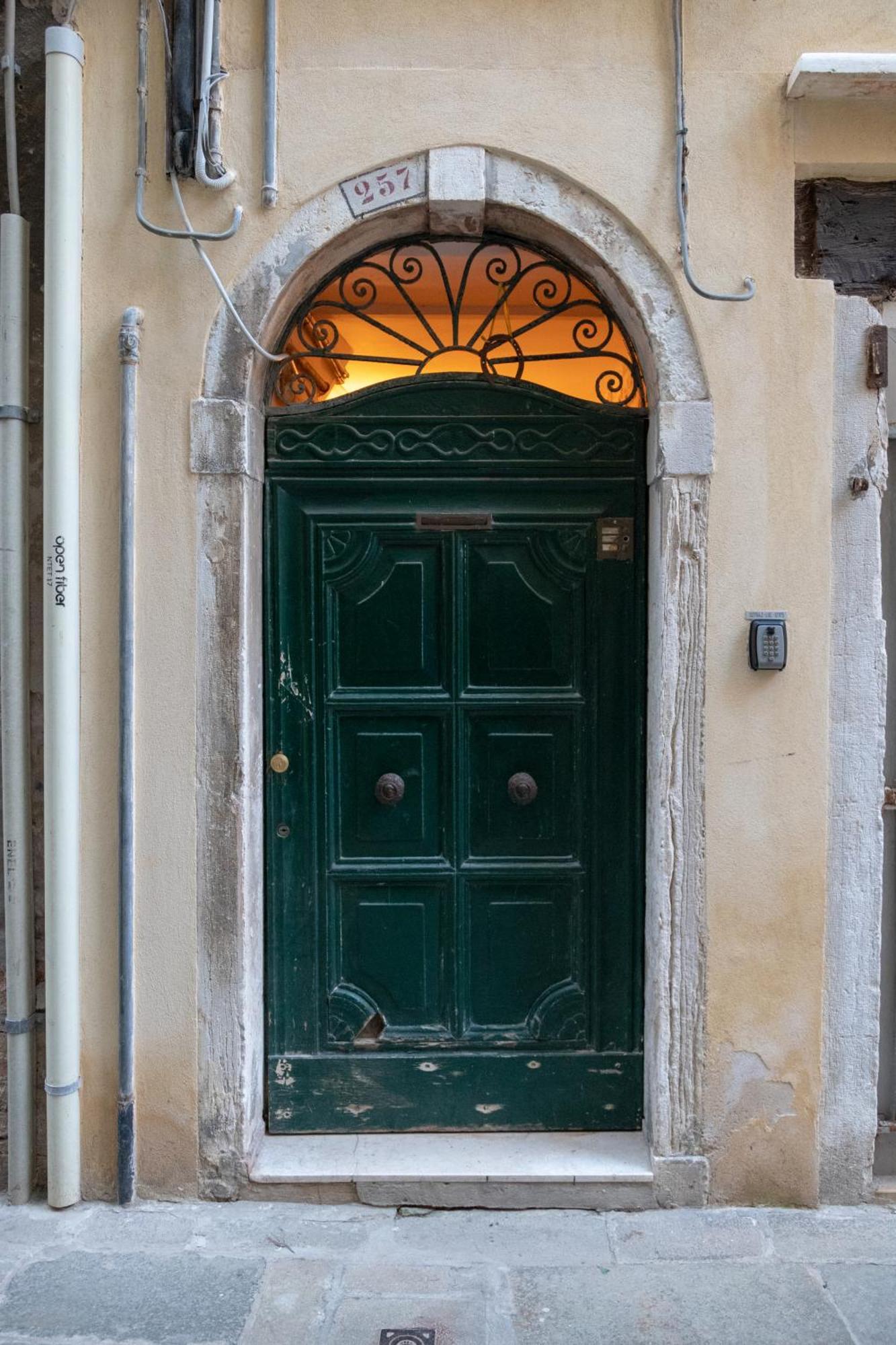 Lorenzo'S Home Venezia Eksteriør bilde